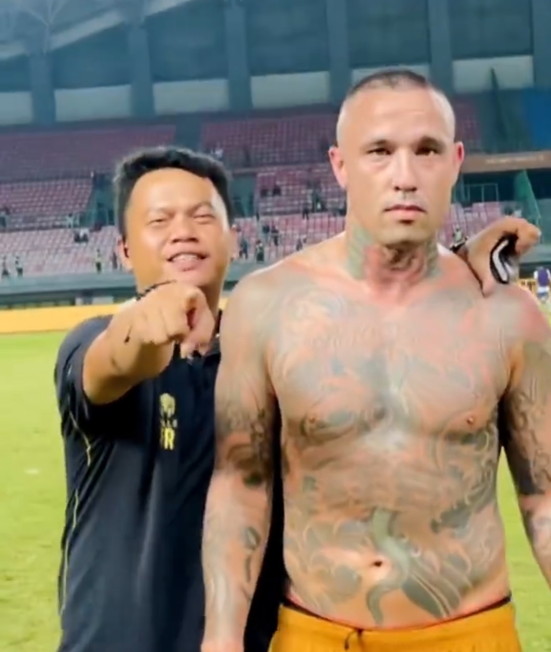 Debut manis Radja Nainggolan bawa Bhayangkara kalahkan Persita 3-0 (ig bhayangkarafc)