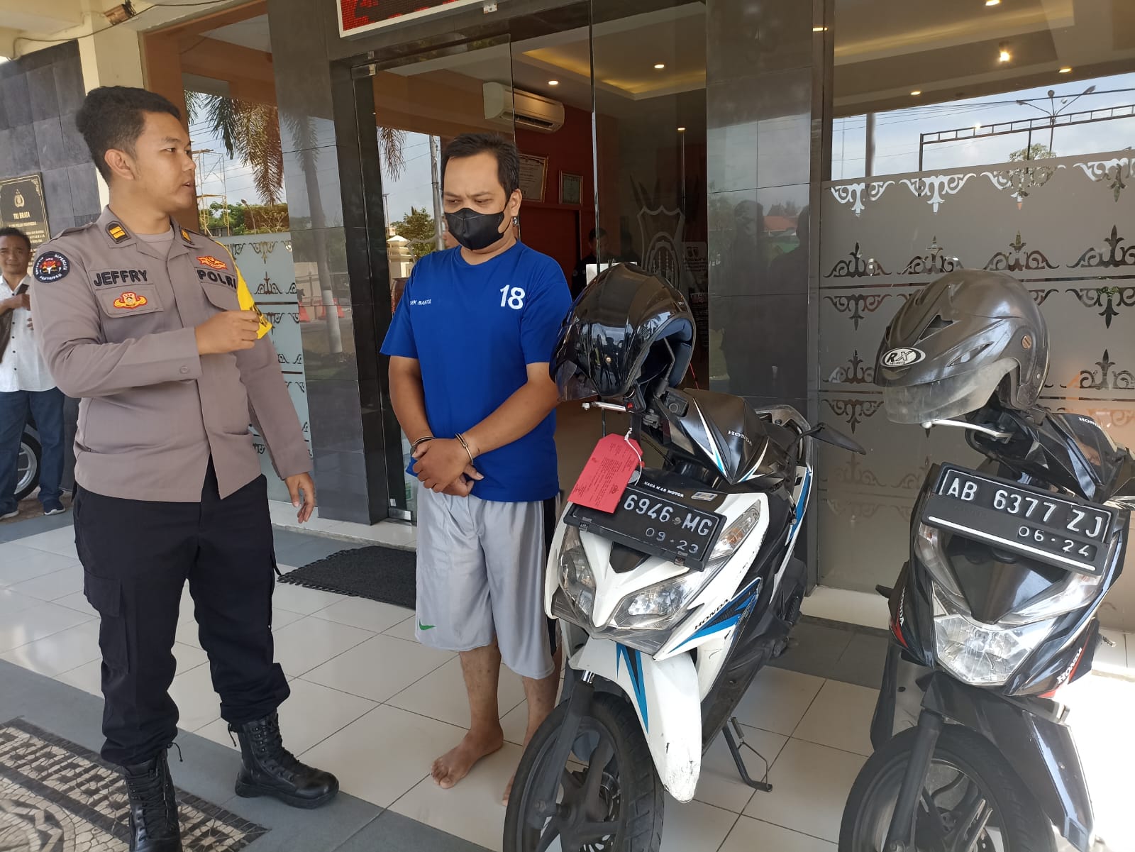 JELAS: Pelaku pencurian sepeda motor di Bantul. (Gregorius Bramantyo/Radar Jogja)