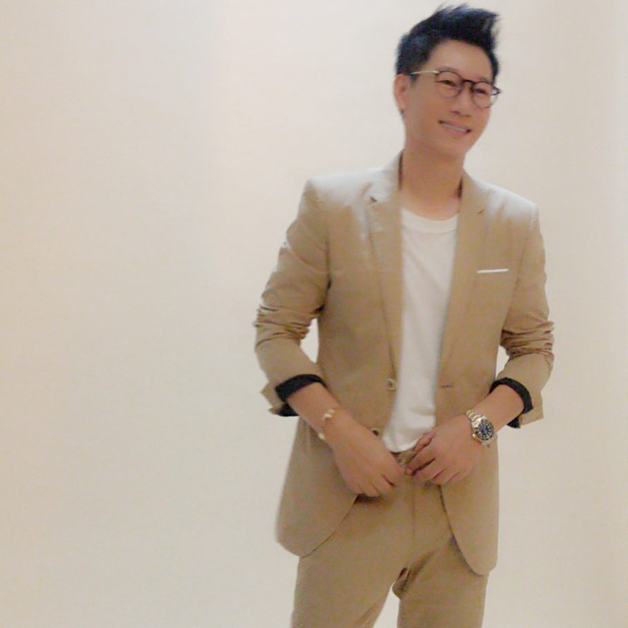 Foto :potret ji seok jin (  Instagram@jeeseokjin )