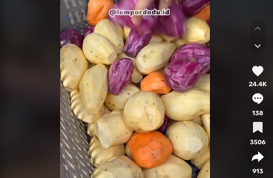 stik kentang cimol ubi bapakke samping uad jogjakarta