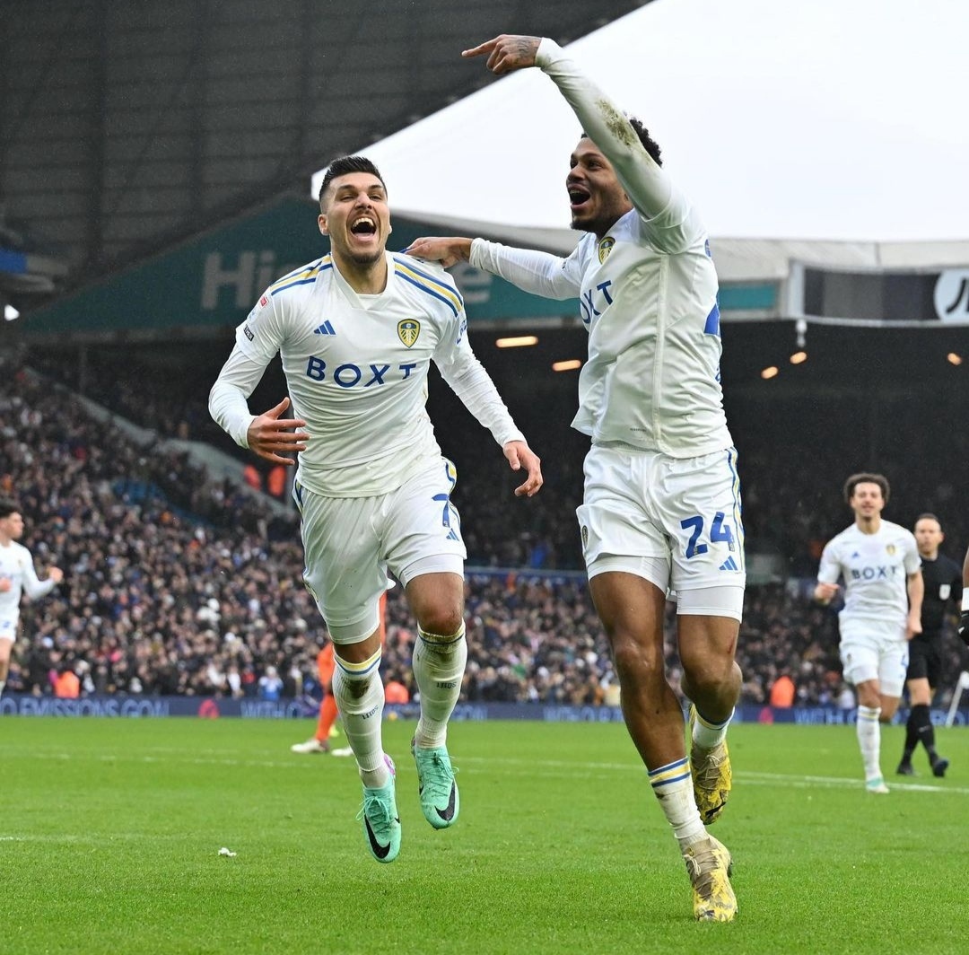 Leeds United bantai Ipswich Town dengan skor 4-0 (ig leedsunited)