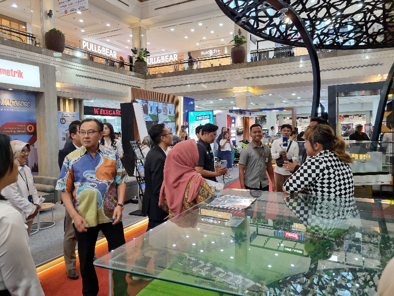 BANGKIT: Pameran properti dari Real Estate Indonesia (REI) DIYyang berlangsung di Ambarrukmo Plaza Jogjakarta. (Fahmi Fahriza/Radar Jogja)