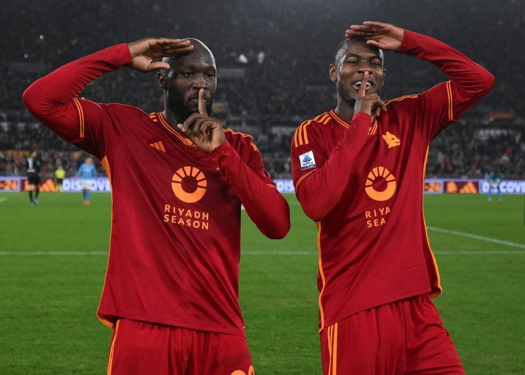 AS Roma berhasil kalahkan Napoli dengan skor 2-0 (igofficialasroma)