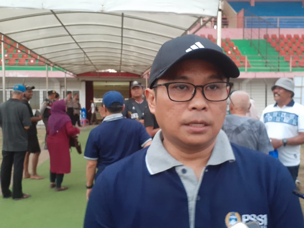 SIAP: Ketua Umum Assprov PSSI DIY Dessy Arfianto. (Rizky Wahyu/Radar Jogja)