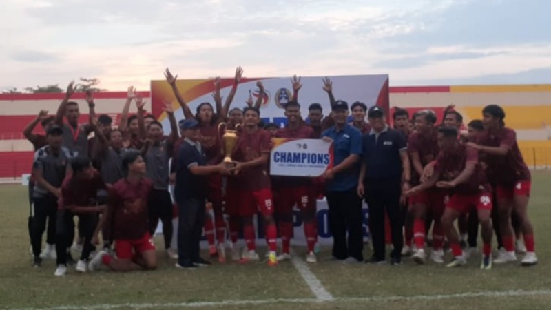 CHAMPIONS: Persiba Bantul berhasil menjadi juara Liga 3 DIY usai mengalahkan HW UMY di Stadion Sultan Agung Bantul Selasa (26/12). (Rizky Wahyu/Radar Jogja)