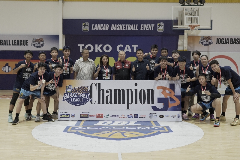 SEMANGAT: Klub juara Jogja Basketball League 2023. (Istimewa)