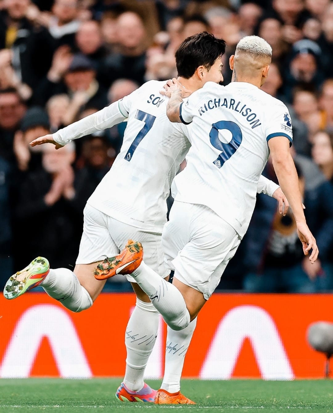 Son dan Richarlison, duet lini serang Tottenham Hotspurs yang sudah ciptakan 16 gol (ig spursofficial)