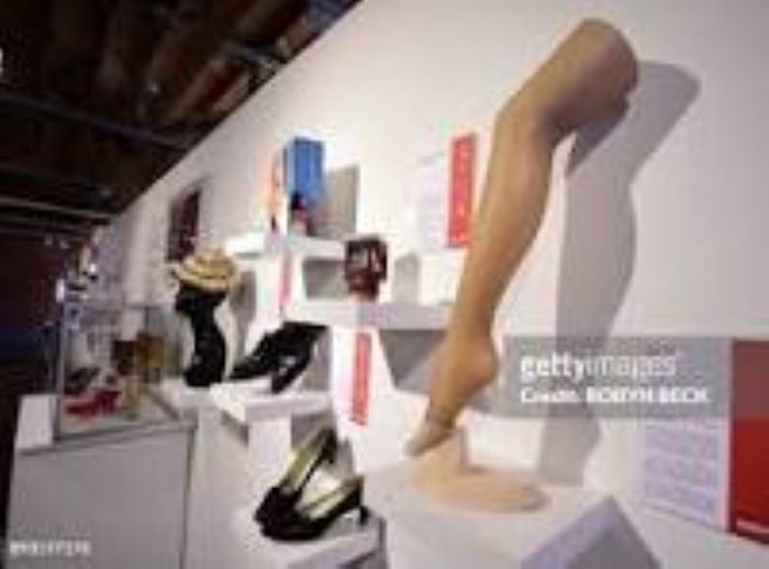 potret koleksi yang ada di Museum of Failure(getty images)