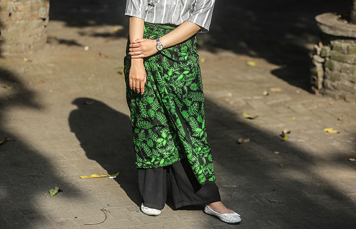 ELEGAN: Simpel dan mudah dipakai. Bisa dipadupadankan dengan fashion item lain, sehingga&nbsp;look-nya menjadi modern. Bisa mendukung penampilan di berbagai acara.ELANG KHARISMA DEWANGGA/RADAR JOGJA