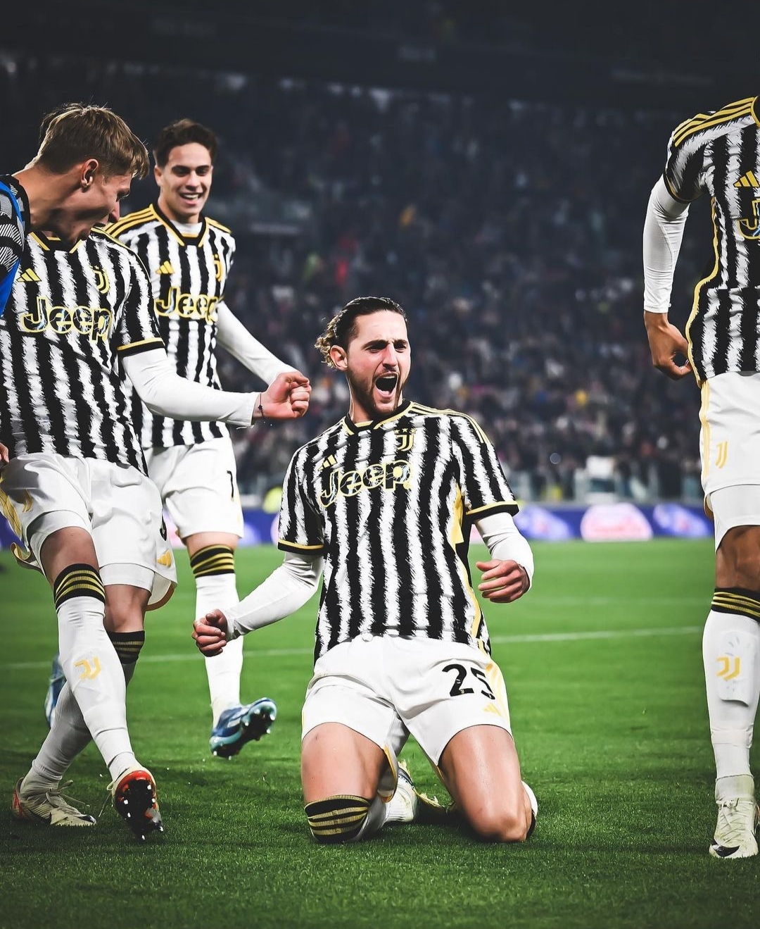 Adrien Rabiot cetak gol kemenangan Juventus atas Roma (ig juventus)