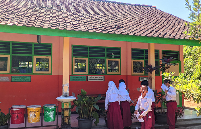 GEDUNG TUA: Salah satu gedung sekolah yang mengalami kerusakan yakni di SD Negeri Semuten Dlingo, Bantul.