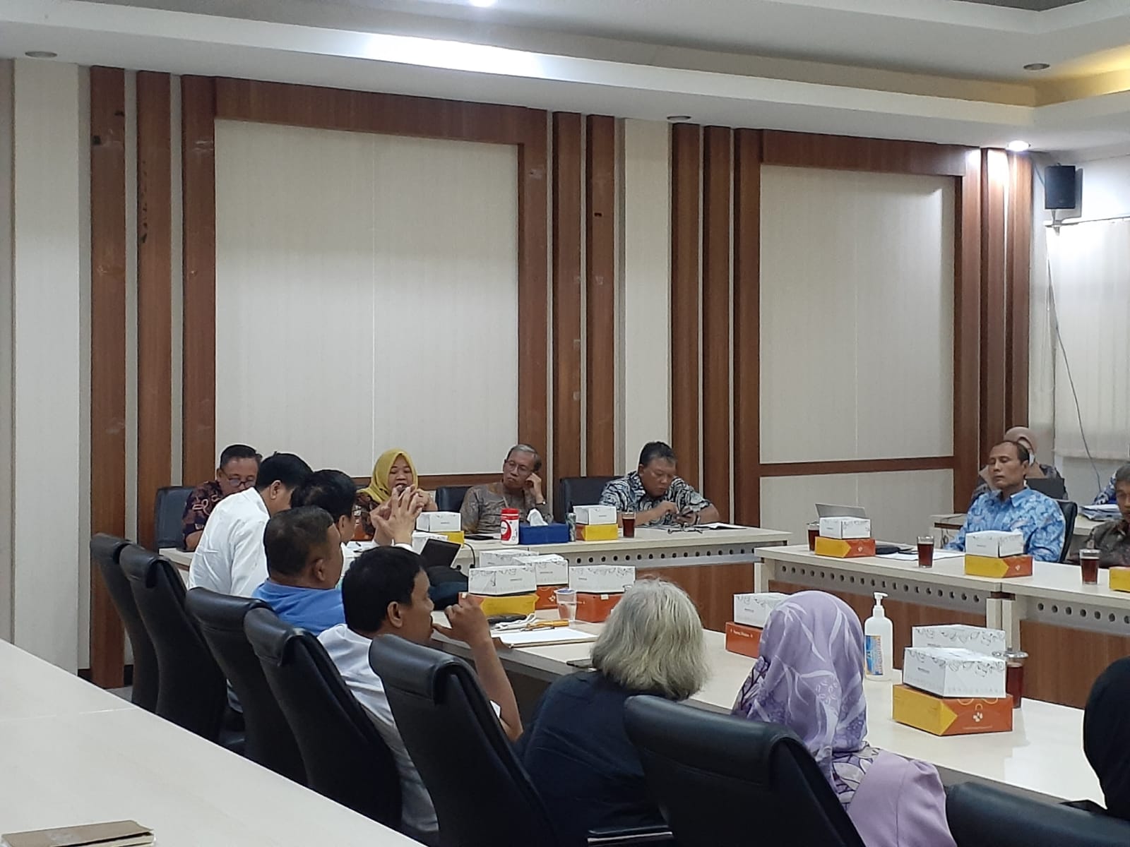 Suasana audiensi antara korban Malioboro City dengan Bupati dan jajaran Pemkab Sleman pada Rabu di Ruang Praja Komplek Setda Sleman, Rabu (3/1).