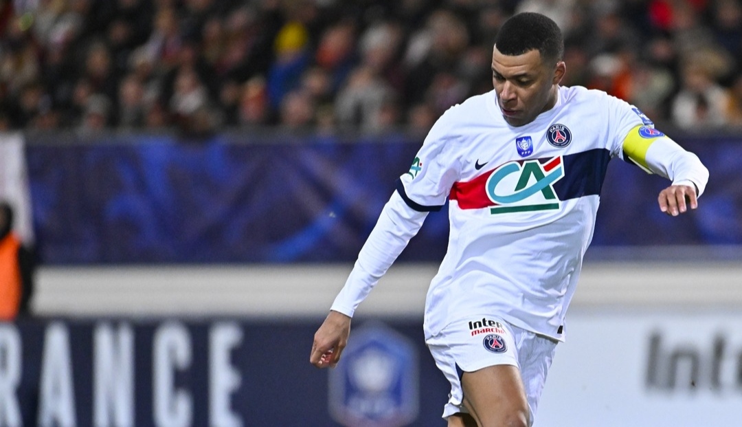 PUTIH: Kylian Mbappe ciptakan hattrick kala PSG bantai Revel 9-0 (ig psg)