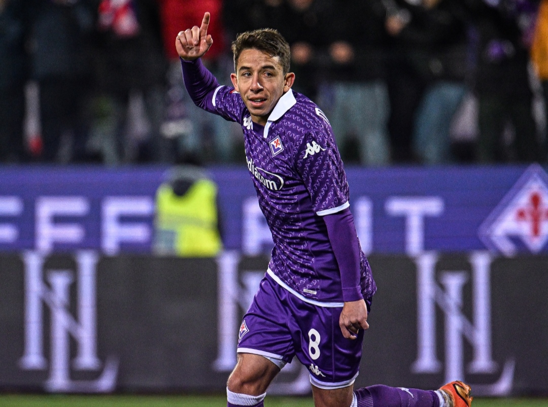 SENGIT: selebrasi Maxime Lopez usai berhasil pastikan Fiorentina melangkah ke babak semifinal Copa Italia dengan cetak gol kemenangan(ig acffiorentina)