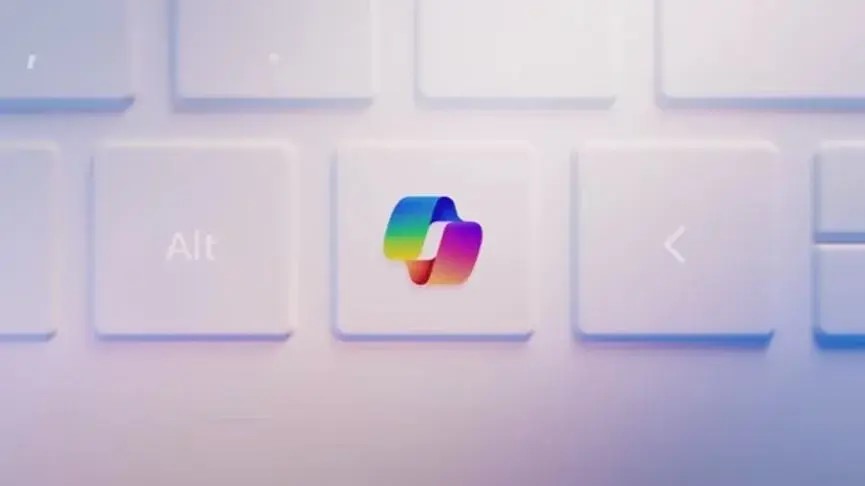 Tombol baru yang akan terletak di sebelah kanan keyboard.