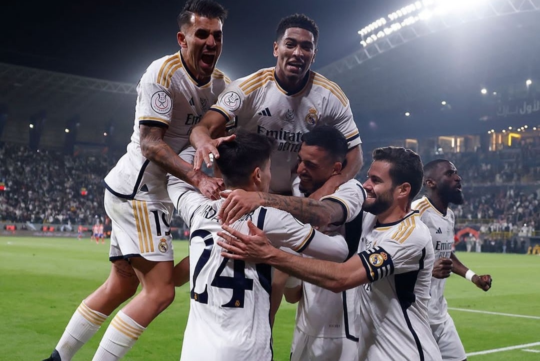 KOMPAK: selebrasi penggawa Real Madrid usai jebol gawang Atletico Madrid (ig realmadridcf)