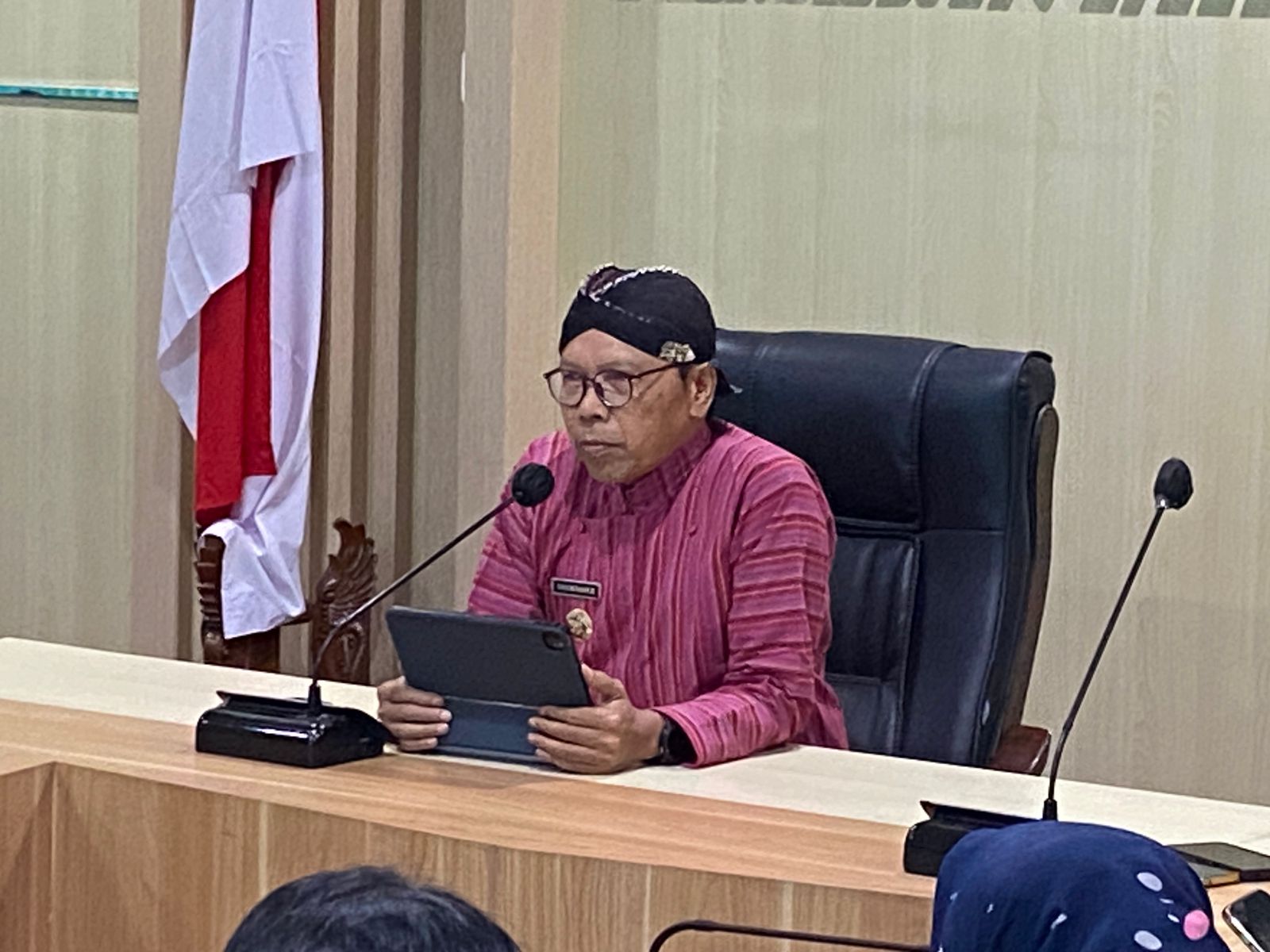 Penjabat Walikota Jogjakarta, Singgih Raharjo saat menyampaikan materi dalam Jumpa Pers di Balai Kota Jogjakarta, Kamis (11/01/2024).