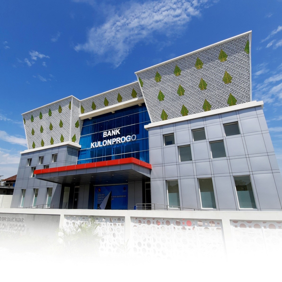 MEGAH: Gedung BPR Bank Kulon Progo di Jl. Kawijo No. 14 Pengasih, Wates, Kulon Progo.