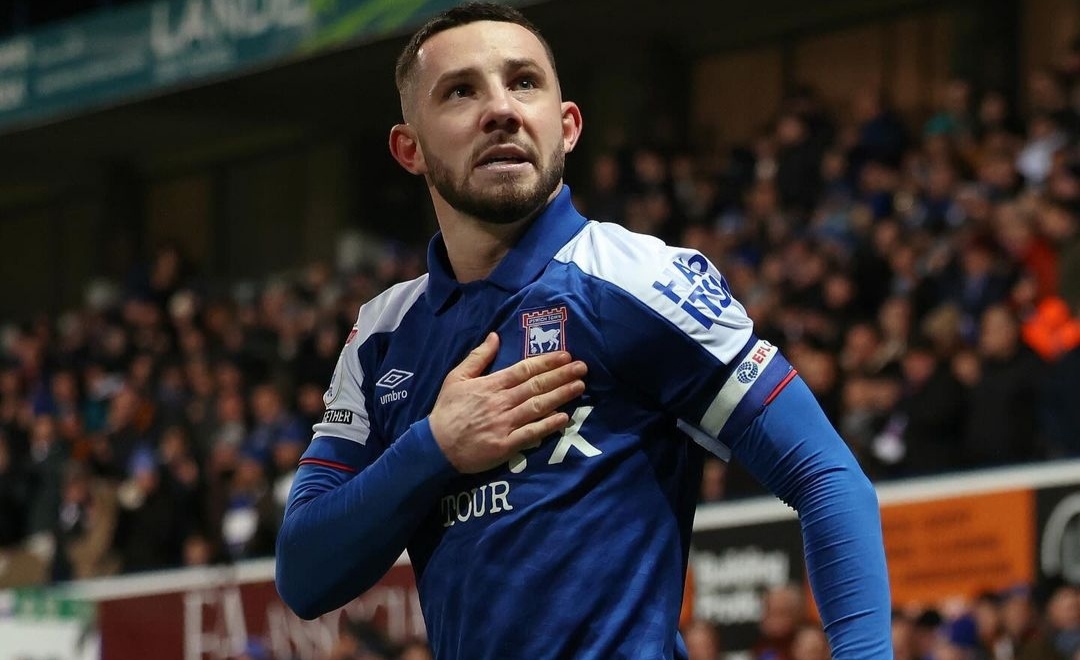Selebrasi Conor Chaplin usai bawa Ipswich ungguli Sunderland (ig Ipswich town)