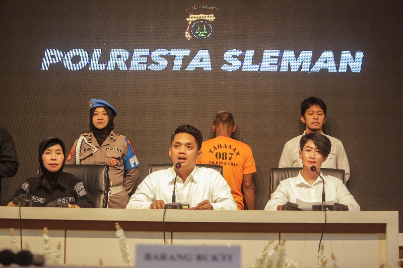 Kasat Reskrim Polresta Sleman AKP Riski Adrian menjelaskan kasus dugaan pencabulan di Mapolres Sleman Senin (15/1).