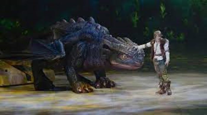 Sosok karakter Hiccup dan Tootless di How to Train Your Dragon