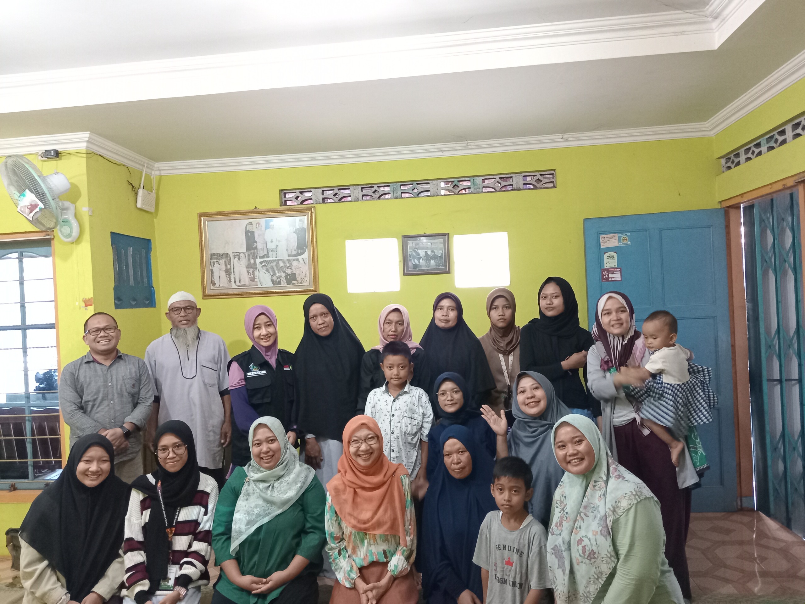 MANFAAT: Sesi pembukaan sekolah ketiga dari komunitas sekolah marjinal yang berada di bilangan Lempongsari, Sleman.