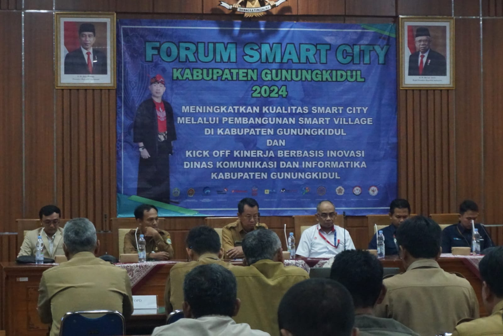 KUALITAS: Diskominfo Gunungkidul menggelar Forum Smart City di Ruang Handayani Sekretariat Daerah Gunungkidul Selasa (23/1).