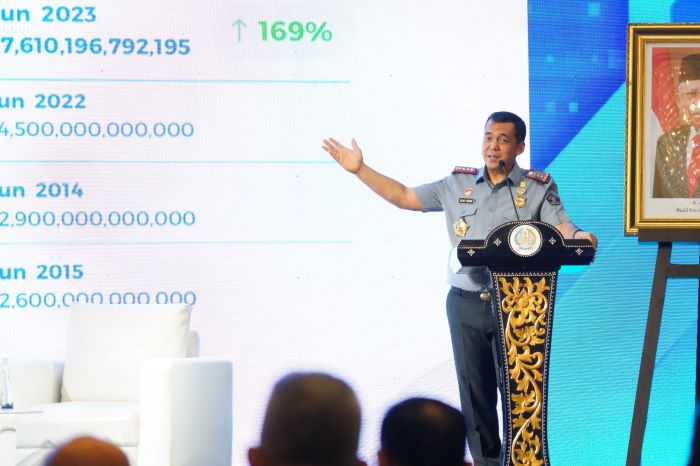 Direktur Jenderal Imigrasi Silmy Karim