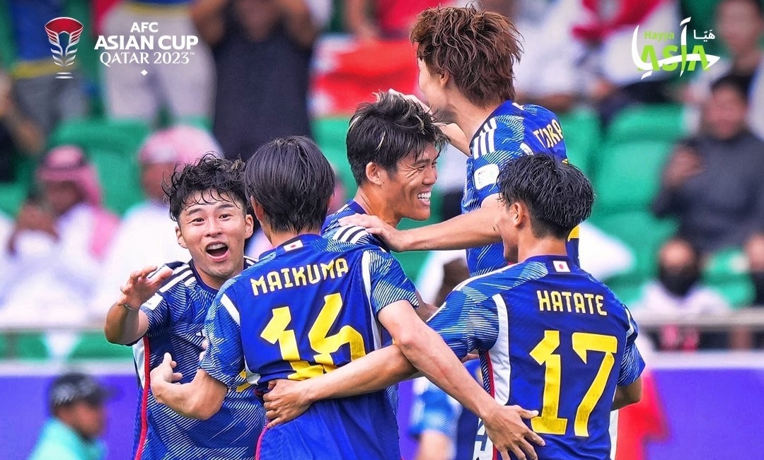 Selebrasi penggawa Jepang usai taklukkan Bahrain dan melaju ke babak 8 besar Piala Asia 2023(ig qatar2023)