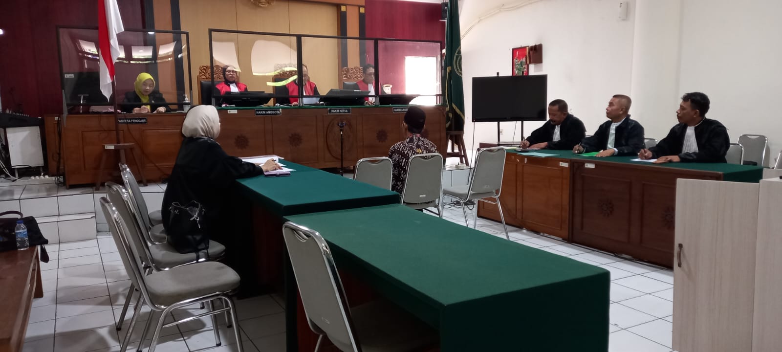 Suasana persidangan kasus TKD Maguwoharjo dengan terdakwa Kasidi, Kamis (1/2/2024) dengan agenda pembacaan dakwaan.