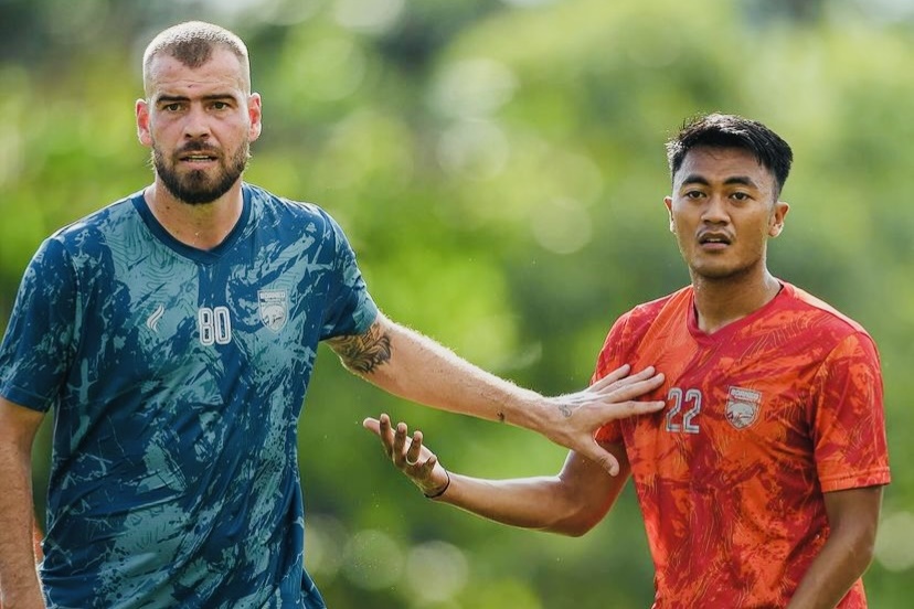 sesi latihan dalam pemusatan latihan di Yogyakarta oleh penggawa Borneo FC Samarinda (ligaindonesiabaru)