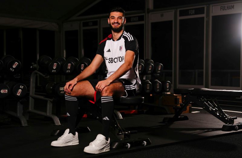 Armando Broja didatangkan Fulham dari Chelsea sebagai pemain pinjaman hingga akhir musim 2023/24 (fulham)