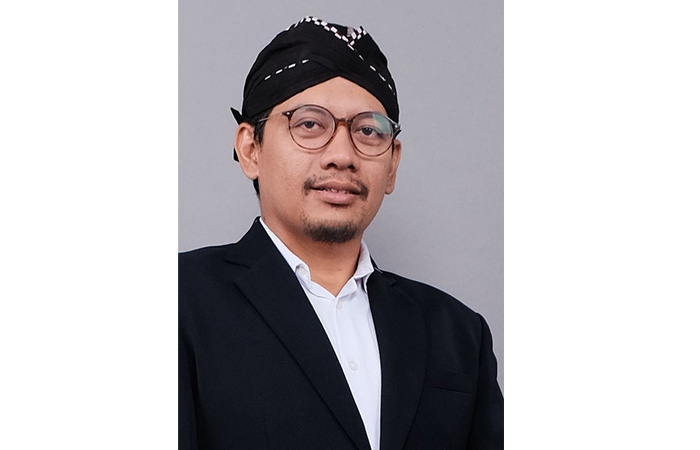 Dosen Ilmu Komunikasi UNY Gilang Jiwana