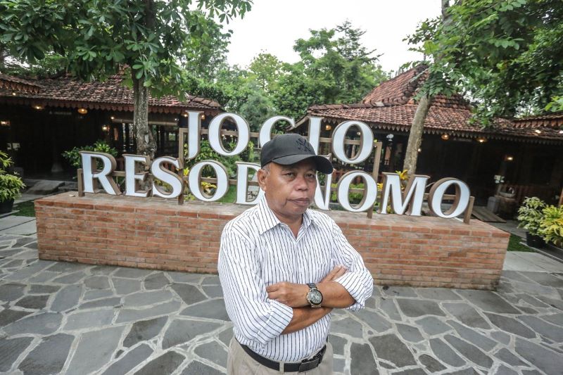 Pemilik Restoran Joglo Resodinomo Bp H. Saidi