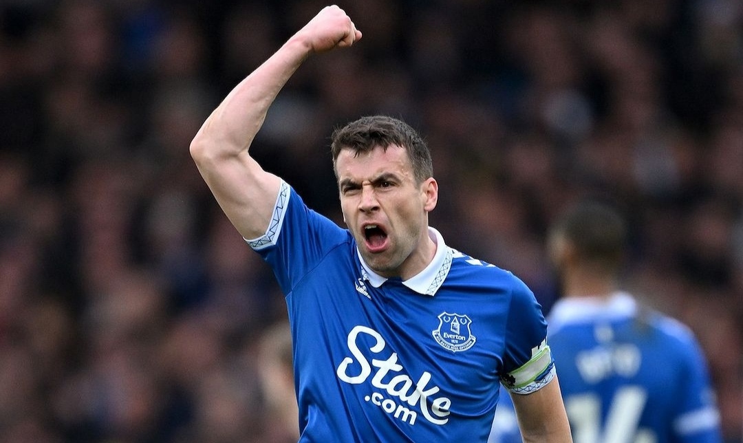 Selebrasi Jarrad Branthwaite usia jebol gawang Tottenham Hotspurs di masa injury time (ig everton)