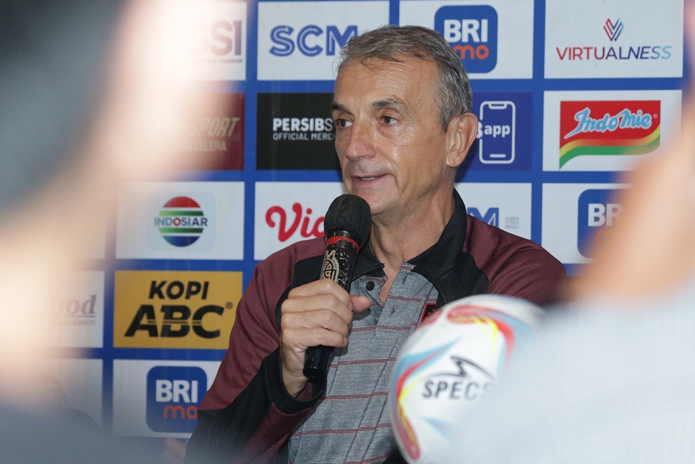 Pelatih anyar Persis Solo, Milomir Seslija (ligaindonesiabaru)