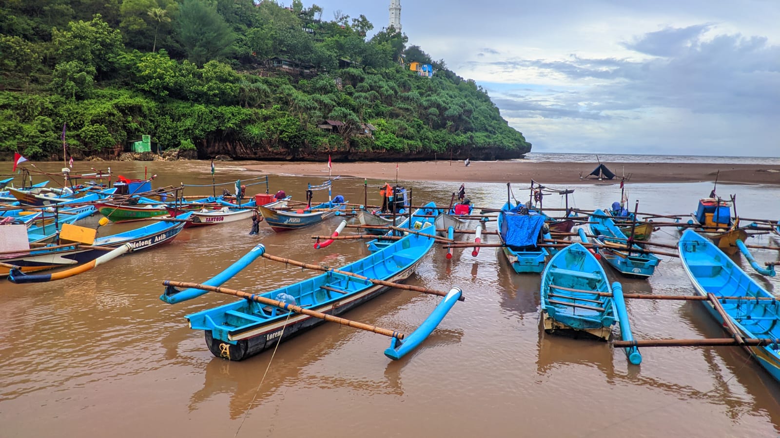PLESIR: Destinasi wisata Pantai Baron juga diprediksi akan mengalami peningkatan jumlah wisatawan selama libur.