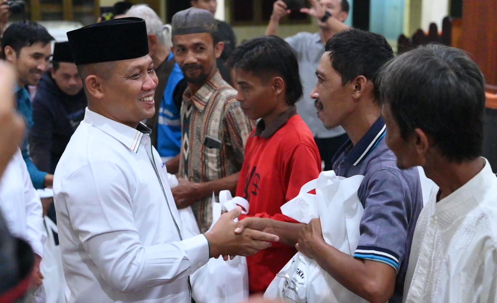 Para loper koran hadir dalam malam tasyakuran malam Hari Pers Nasional (HPN) tahun 2024. Pada kesempatan itu mereka menerima hadiah dari Bupati Kebumen berupa dana apresiasi.