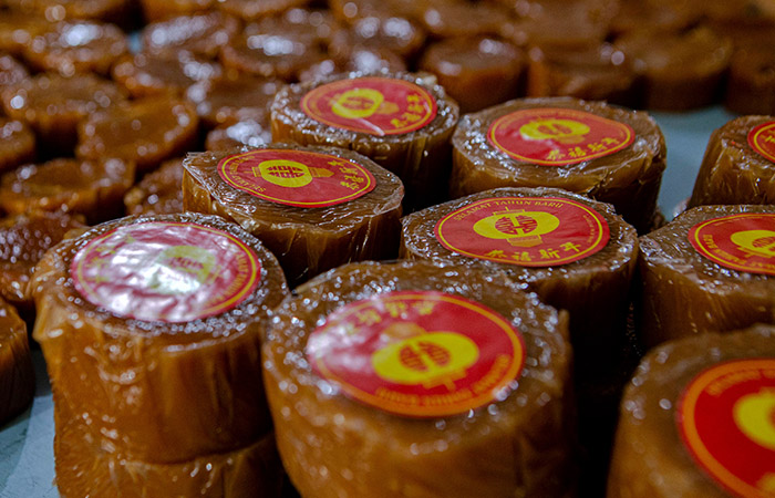 kue keranjang khas Perayaan Imlek