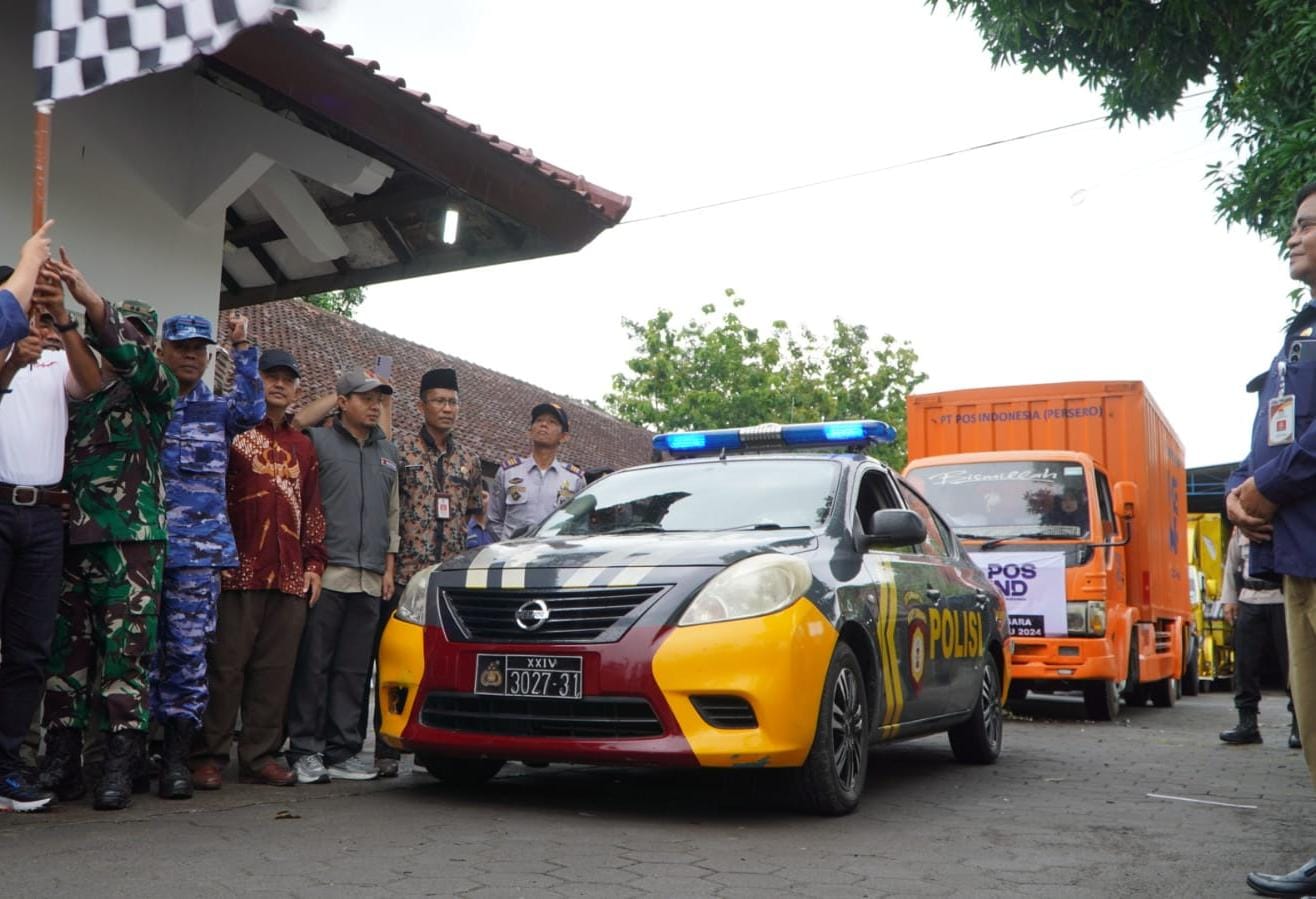 AMANAH: Pendistribusian logistik Pemilu 2025 ke seluruh Kalurahan di Kabupaten Gunungkidul, Sabtu (10/2).