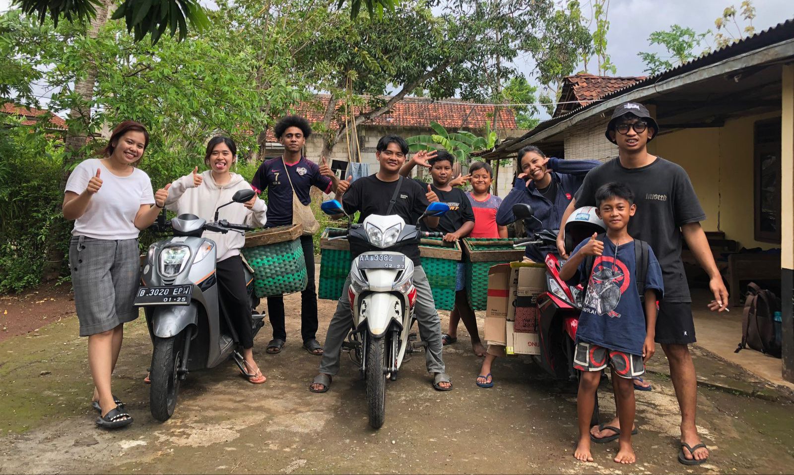 ALAM: Kegiatan penyaluran bibit bersama warga Semanu Selatan.