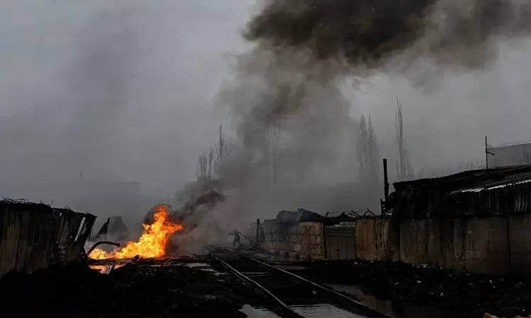 Serangan Drone Rusia Luluhlantakkan Depot Bahan Bakar Ukraina, 7 Nyawa Melayang dalam Kobaran Api