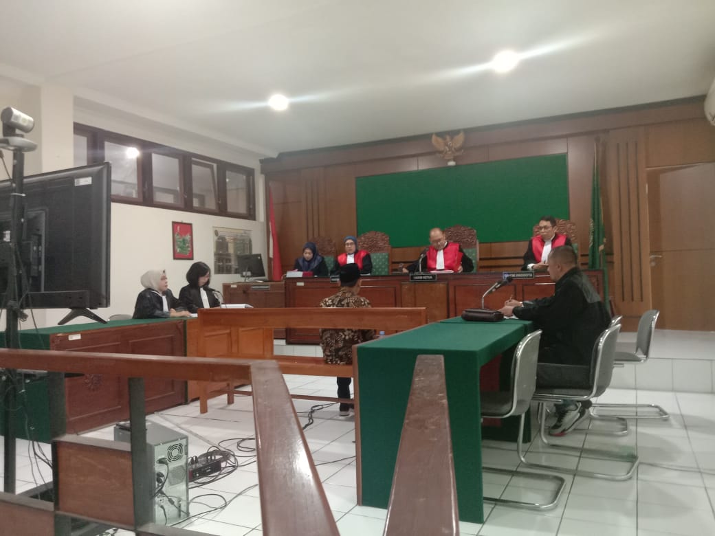 suasana sidang tanggapan JPU atas eksepsi Kasidi.