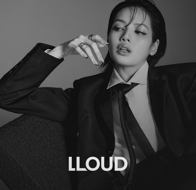Resmi! Lisa BLACKPINK Dirikan Agensi Bernama LLOUD. Gambar : Instagram/@lalalalisa_m