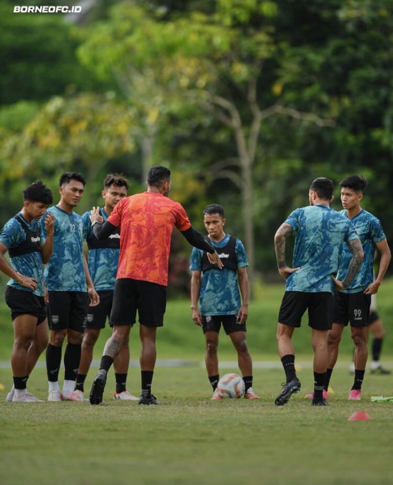 &nbsp;Pesut Etam bersikeras dalam perburuan gelar juara Liga 1 2024