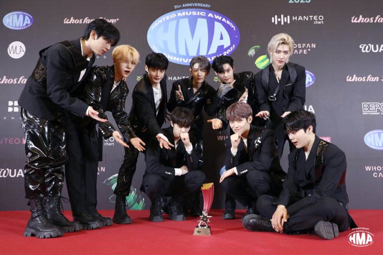 Penonton BAB di Celana, Hanteo Music Awards 2024 Berjalan Ricuh. Gambar : X/@hanteo_hmas