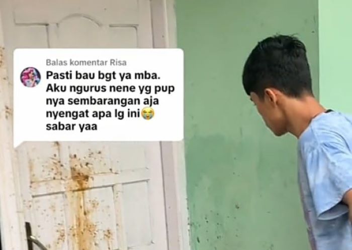 Tampak depan rumah warga yang disiram kotoran oleh orang asing