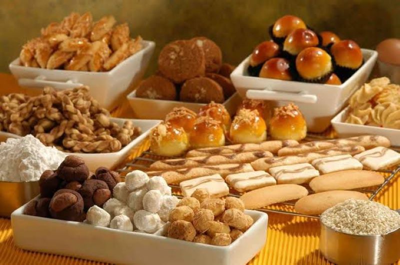 Ilustrasi cemilan yang cocok untuk snack meja saat Lebaran.