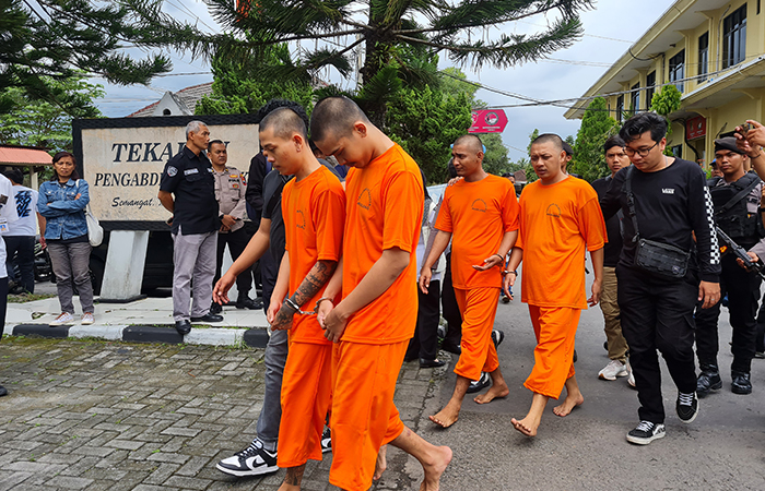 DITANGKAP: Empat tersangka atas kasus pengedaran pil yarindo dibekuk oleh jajaran Polresta Magelang.NAILA NIHAYAH/RADAR JOGJA