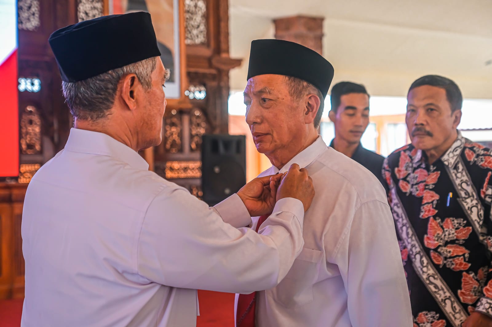 RESMI: Ketua PMI Provinsi Jateng melantik dewan kehormatan dan pengurus PMI Kota Magelang masa bakti 2024-2029 di Pendopo Pengabdian Rumjab Wali Kota Magelang, Kamis (29/2/2024).